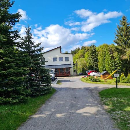 Villa Paradajs - Ubytovanie Pri Jazere Banská Štiavnica エクステリア 写真
