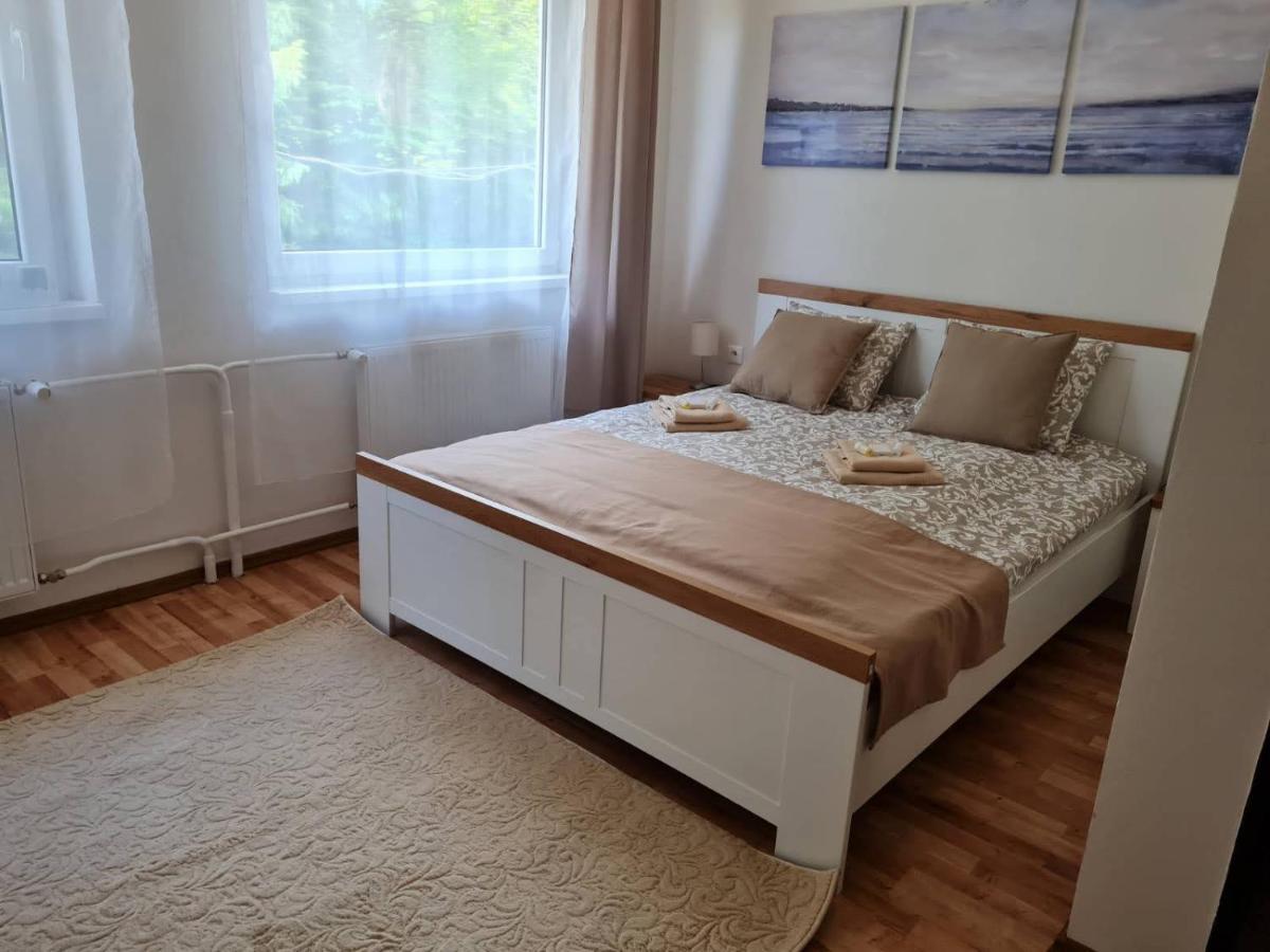 Villa Paradajs - Ubytovanie Pri Jazere Banská Štiavnica エクステリア 写真